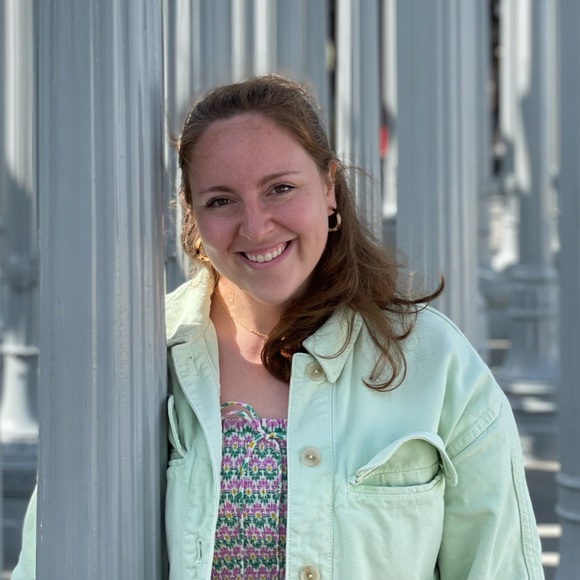 Meet your Posher, Ivana - Picture 1 of 1